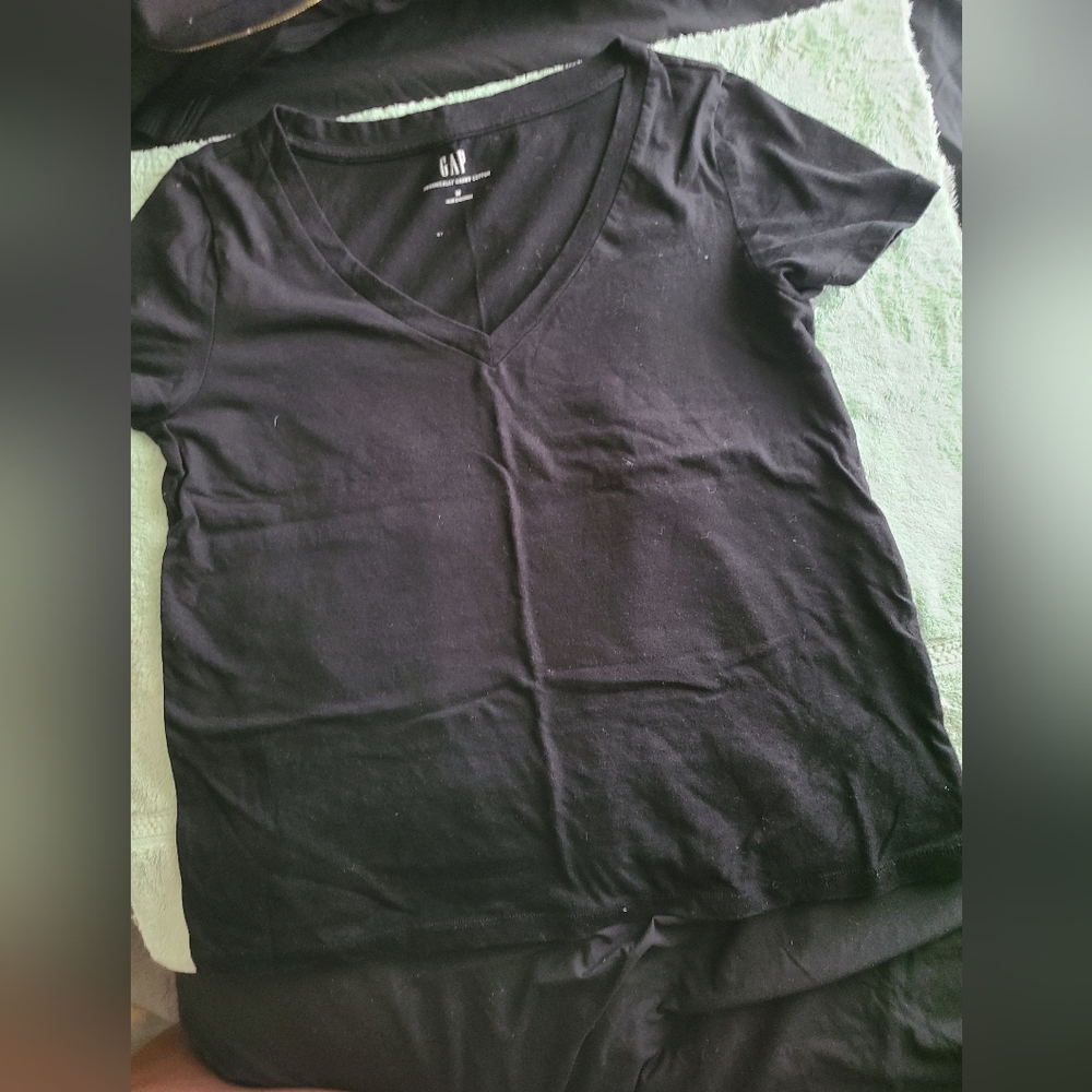 V-neck shirt